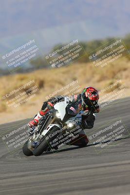 media/Jan-18-2024-Racers Edge (Thu) [[008952c709]]/B Group/Session 2 (Turn 16)/